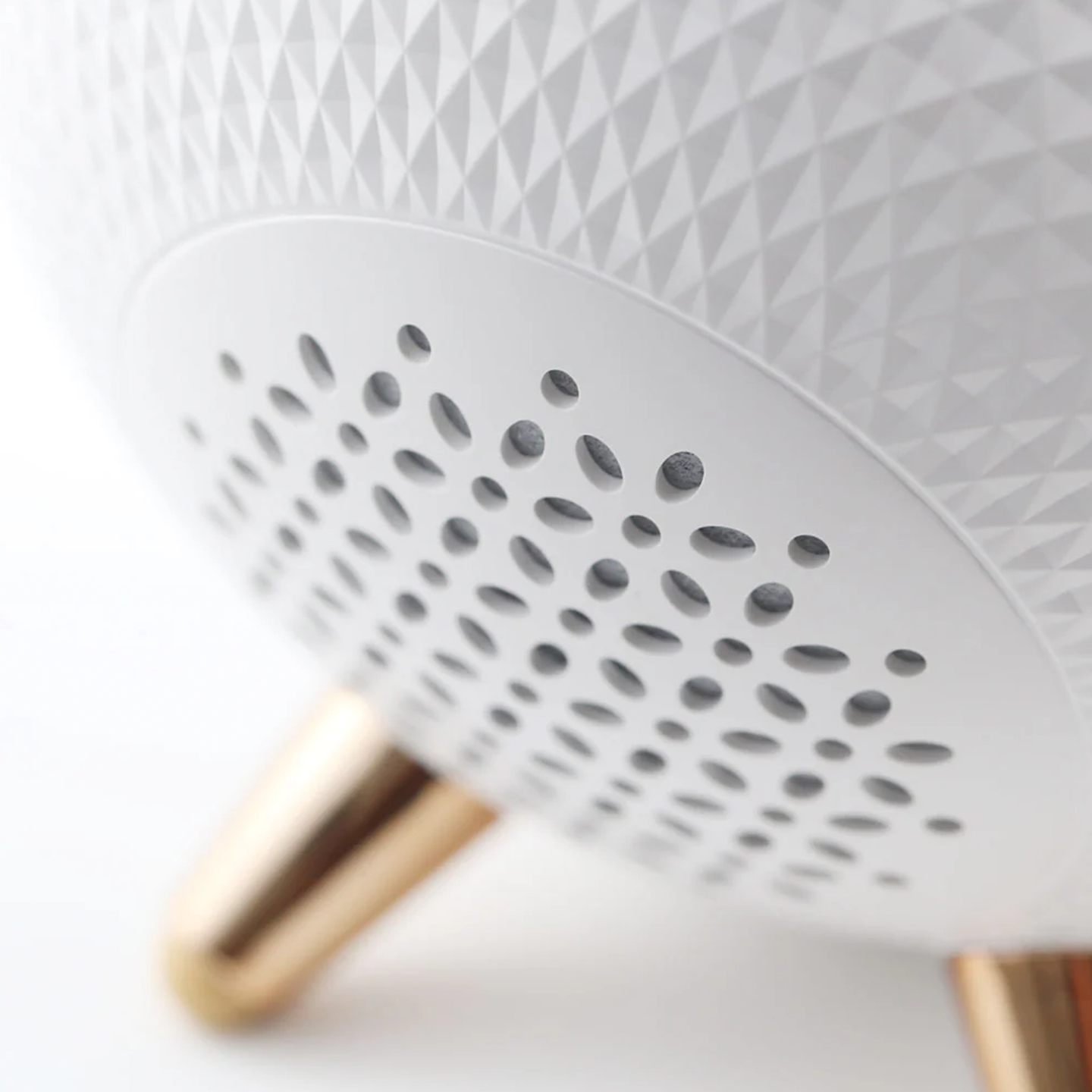 re-nu Smart Beauty LED Ring Light Bluetooth Mirror