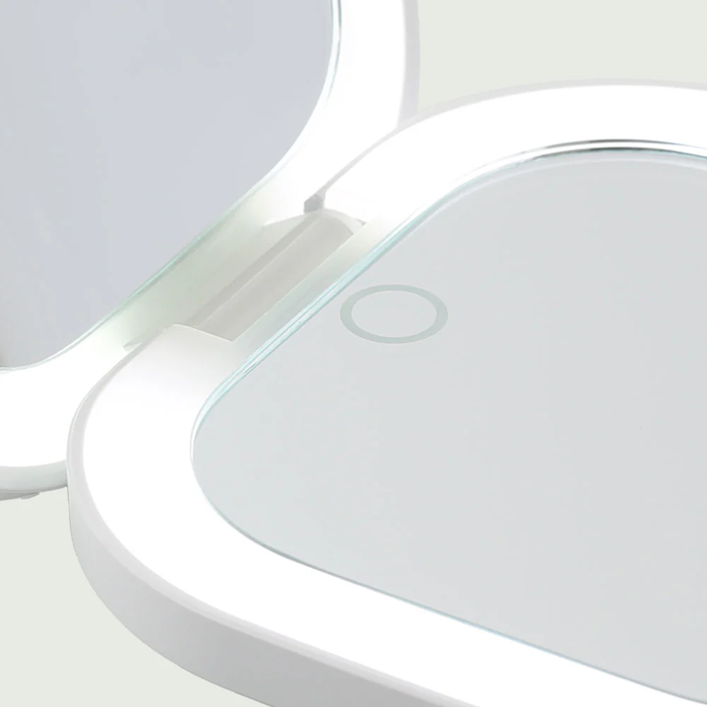 re-nu Smart Beauty Compact LED Pocket Mirror