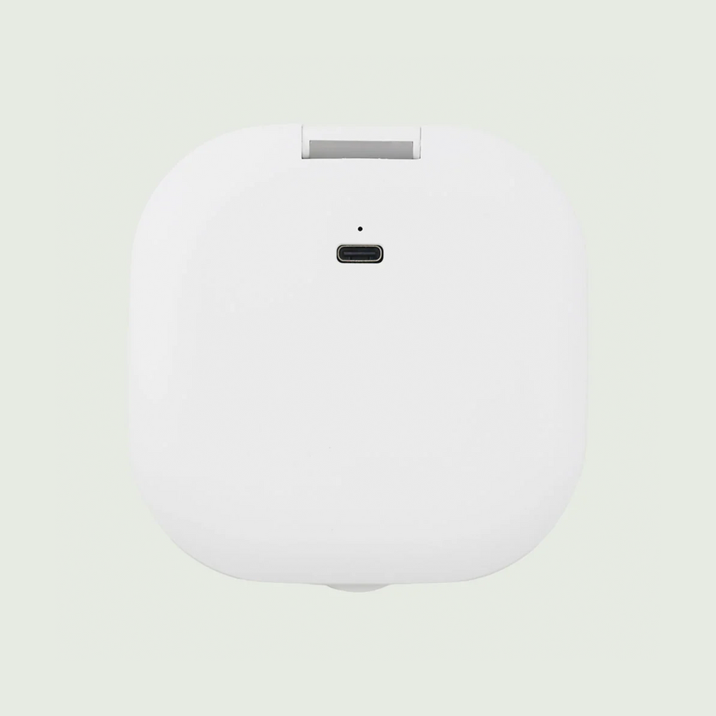 re-nu Smart Beauty Compact LED Pocket Mirror